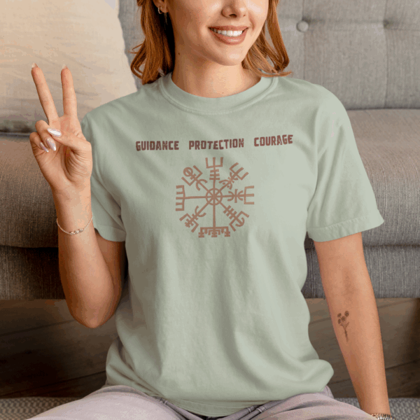 Guidance, Protection, Courage - Vegvisir Heavyweight T-Shirt
